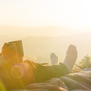Odpoczynek pod Warszawą: najlepsze miejsca na relaks i weekendowy wypad